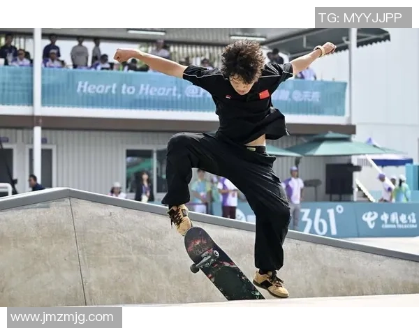 滑板梦想与现实交织：杭州滑板队的蜕变与成长之旅