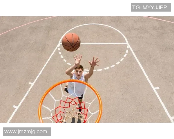 篮球新手必看：从零基础到场上高手的全面入门攻略与技巧分享